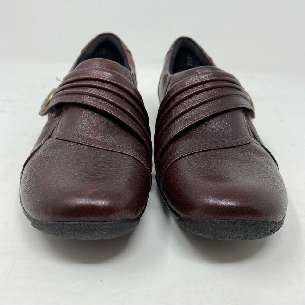 CLARKS Kessa Alcove Leather Loafer Burgundy